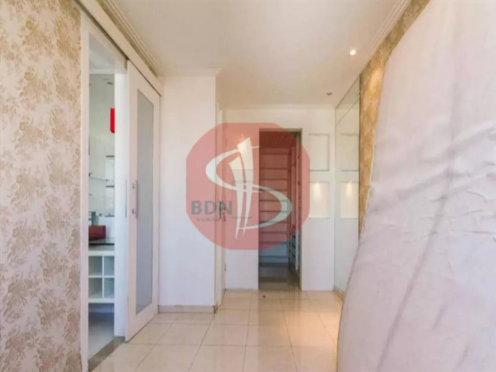 Apartamento à venda com 3 quartos, 143m² - Foto 4