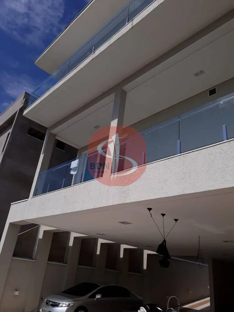 Casa, 4 quartos, 218 m² - Foto 2