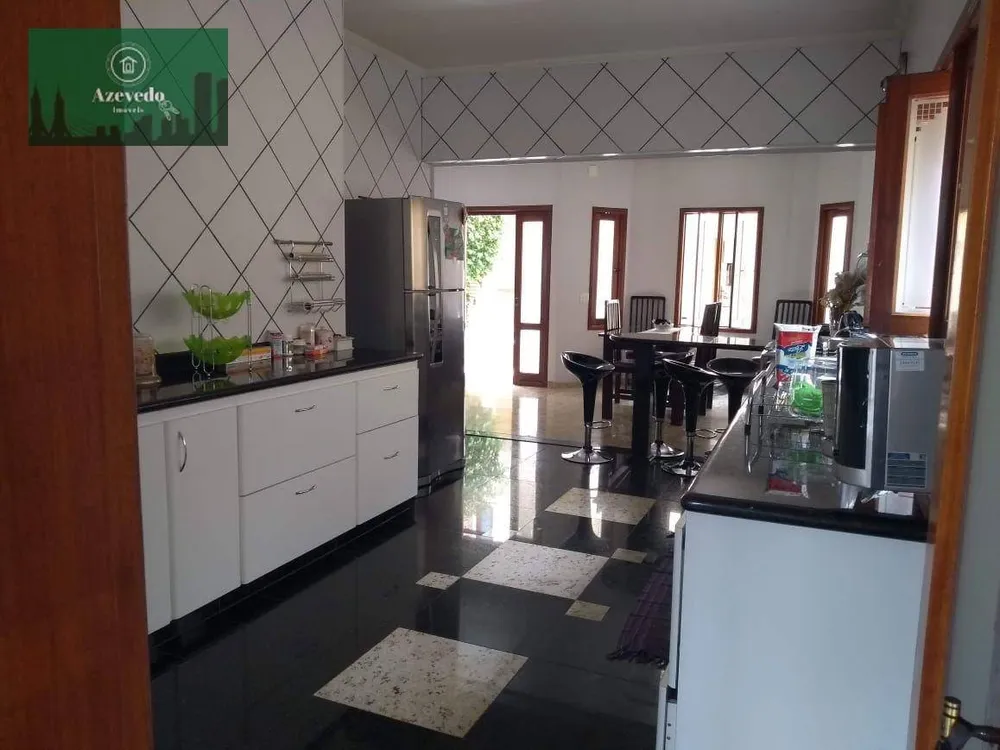 Sobrado, 3 quartos, 305 m² - Foto 6