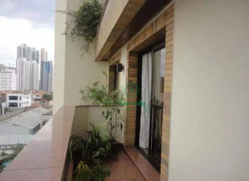 Apartamento à venda com 4 quartos, 188m² - Foto 1