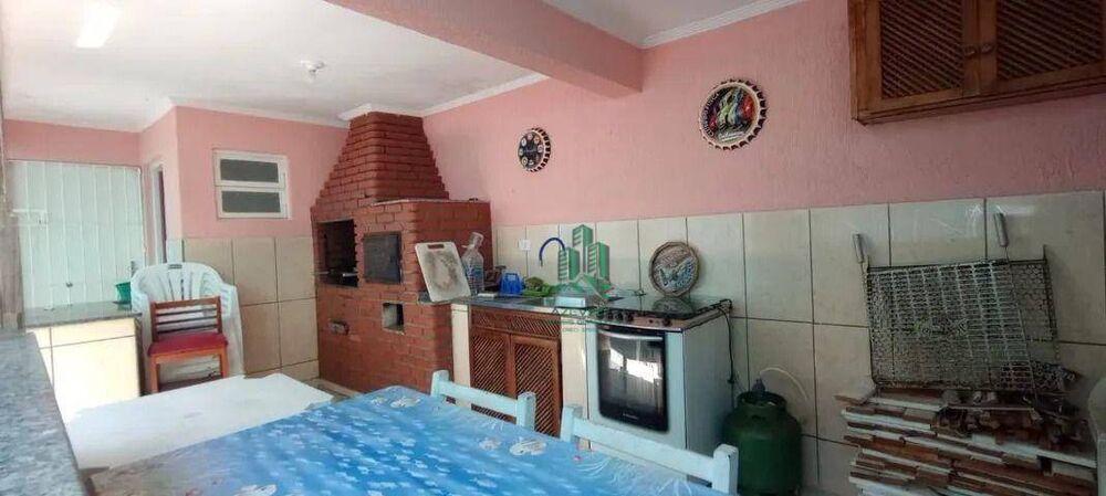 Casa, 4 quartos, 250 m² - Foto 1