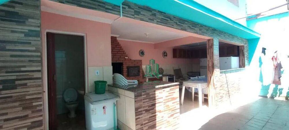 Casa, 4 quartos, 250 m² - Foto 4
