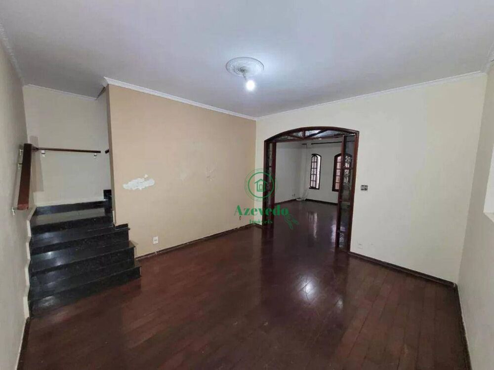 Sobrado, 3 quartos, 200 m² - Foto 4