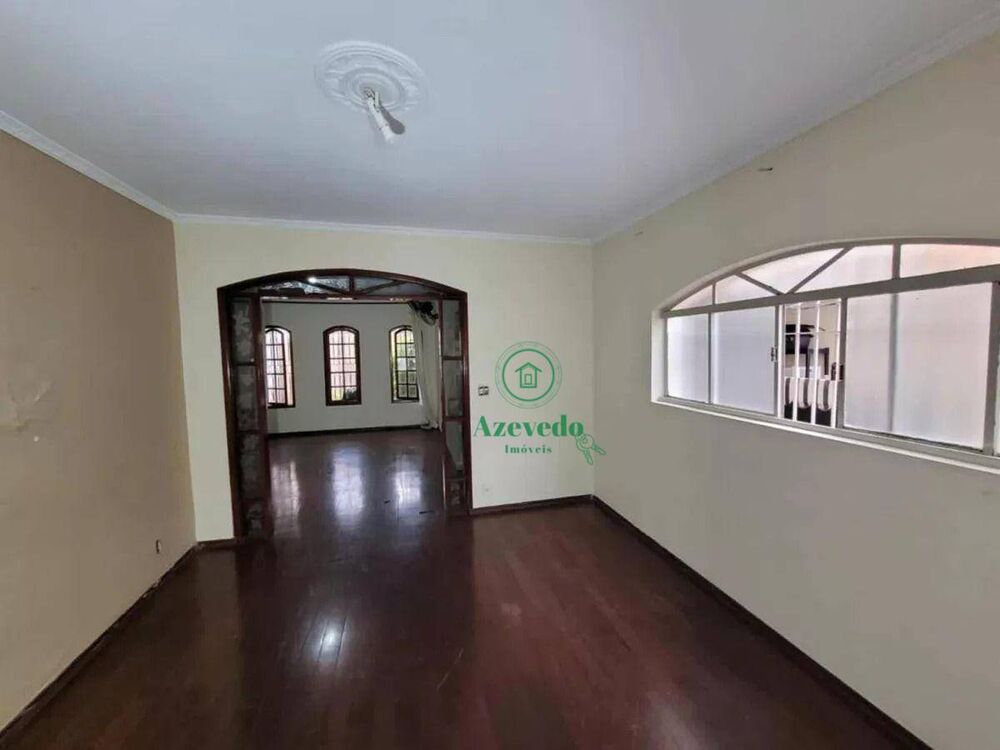 Sobrado, 3 quartos, 200 m² - Foto 1