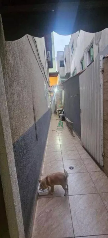 Sobrado à venda com 3 quartos, 200m² - Foto 11