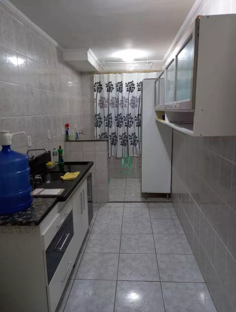 Apartamento à venda com 2 quartos, 58m² - Foto 4