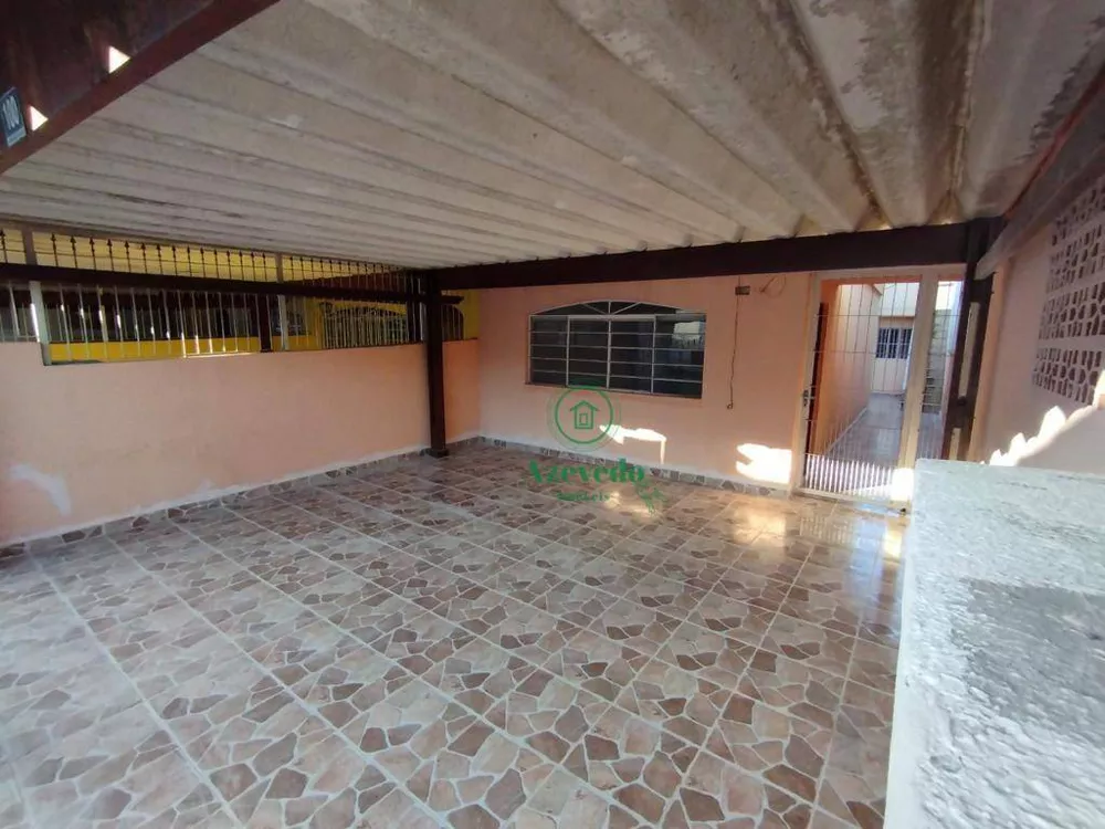 Sobrado à venda com 2 quartos, 155m² - Foto 1