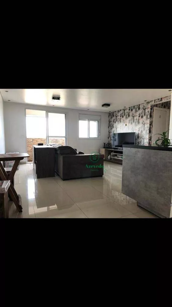 Apartamento à venda com 2 quartos, 72m² - Foto 2