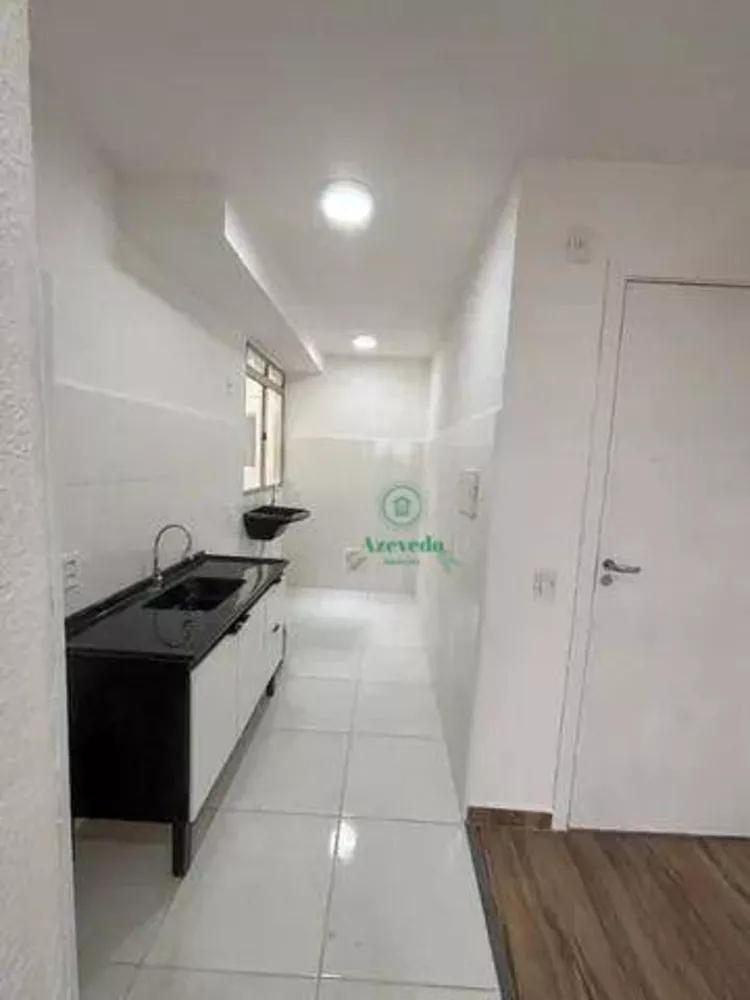 Apartamento à venda com 2 quartos, 39m² - Foto 2