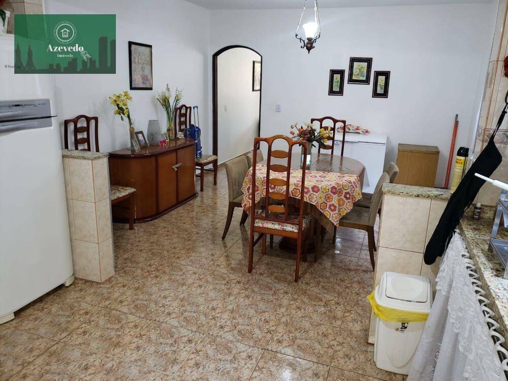 Sobrado, 4 quartos, 240 m² - Foto 1