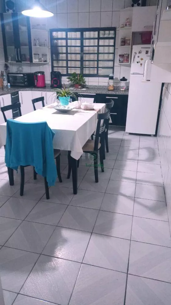Sobrado, 2 quartos, 174 m² - Foto 2