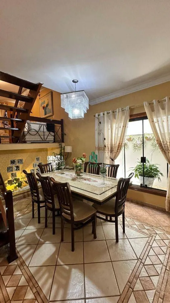 Sobrado, 4 quartos, 220 m² - Foto 4