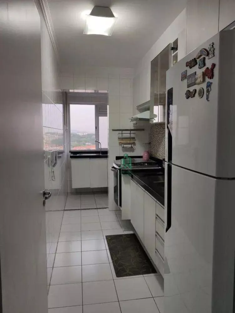 Apartamento à venda com 2 quartos, 63m² - Foto 6