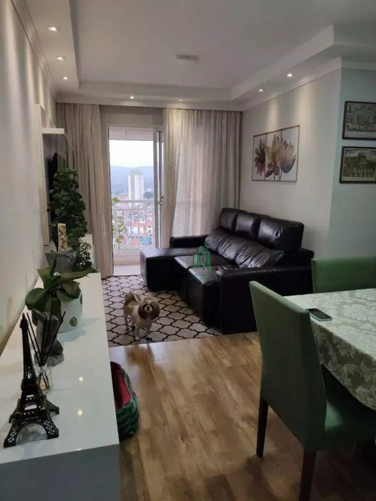 Apartamento à venda com 2 quartos, 63m² - Foto 2