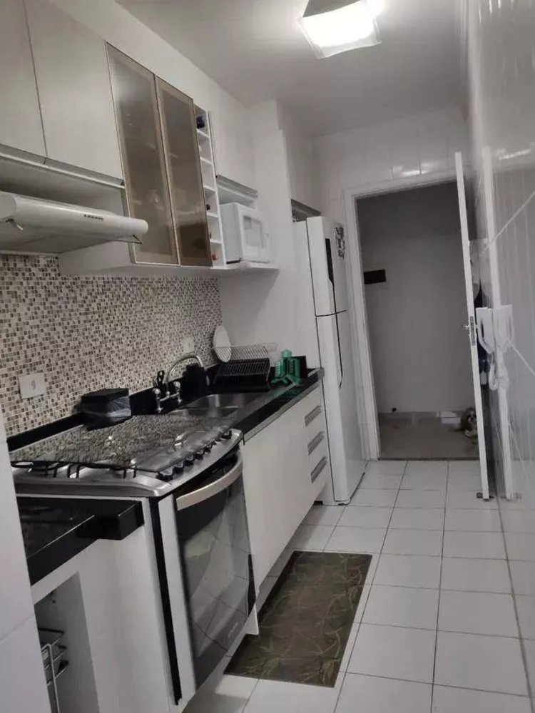 Apartamento à venda com 2 quartos, 63m² - Foto 5