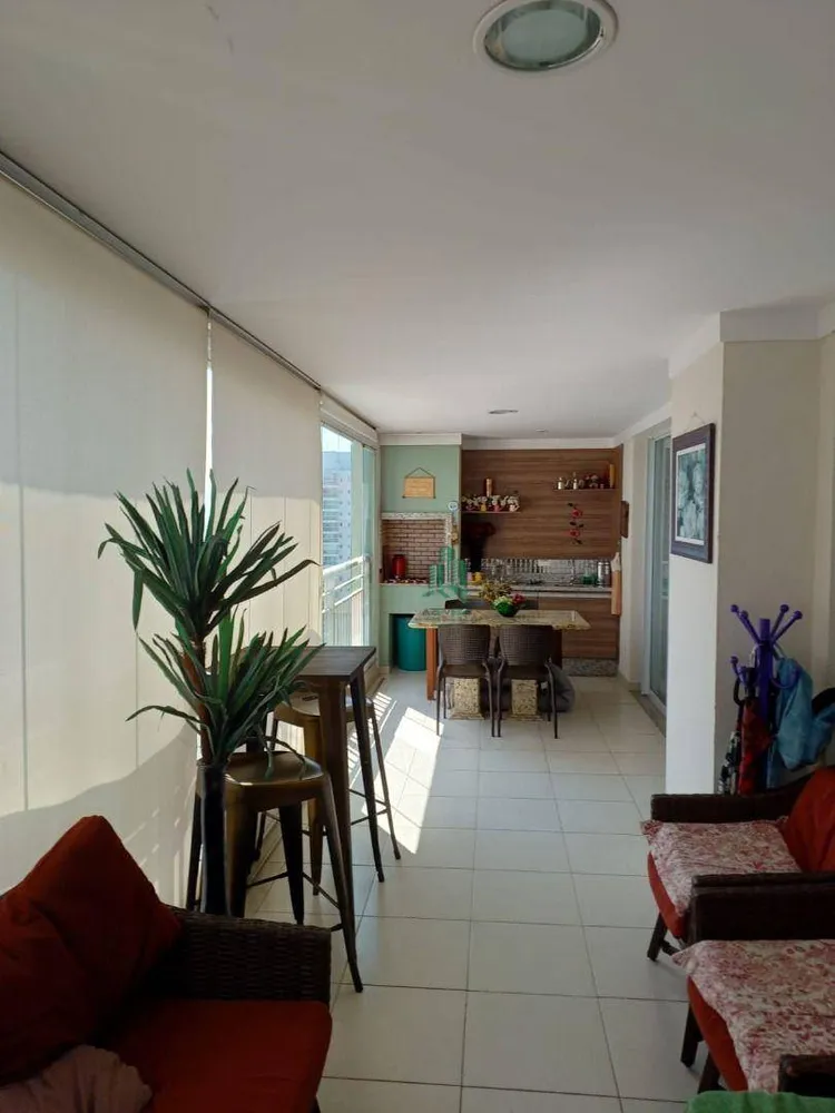 Apartamento, 3 quartos, 127 m² - Foto 1