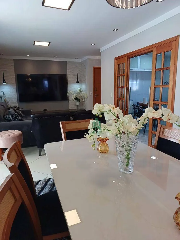 Apartamento, 3 quartos, 127 m² - Foto 2