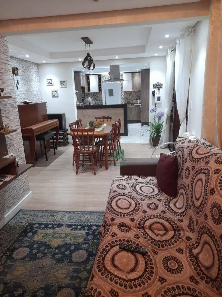 Sobrado, 3 quartos, 228 m² - Foto 1