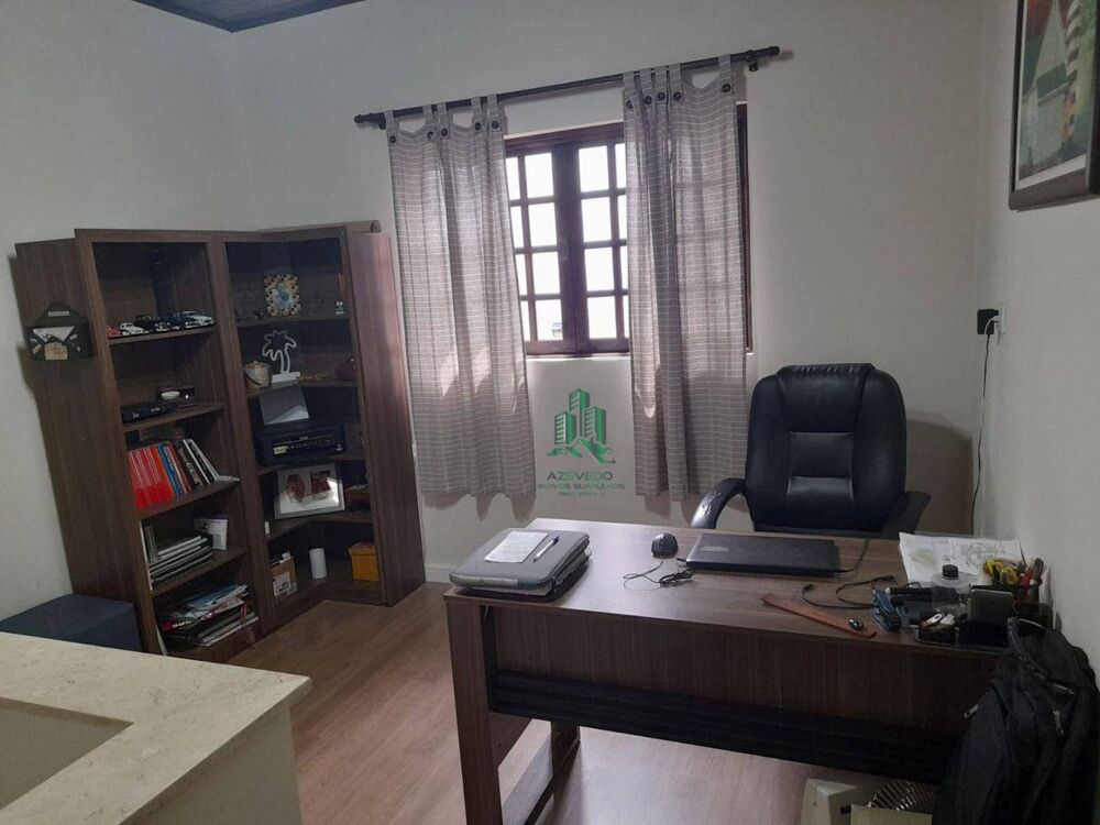 Sobrado, 3 quartos, 228 m² - Foto 2