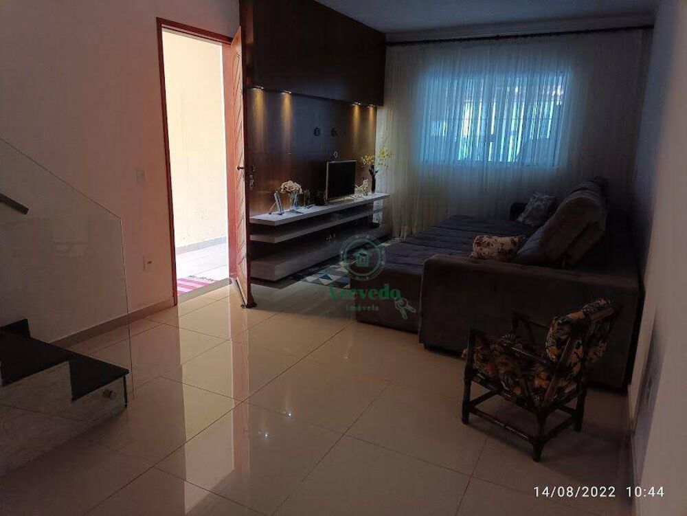 Sobrado, 4 quartos, 132 m² - Foto 1