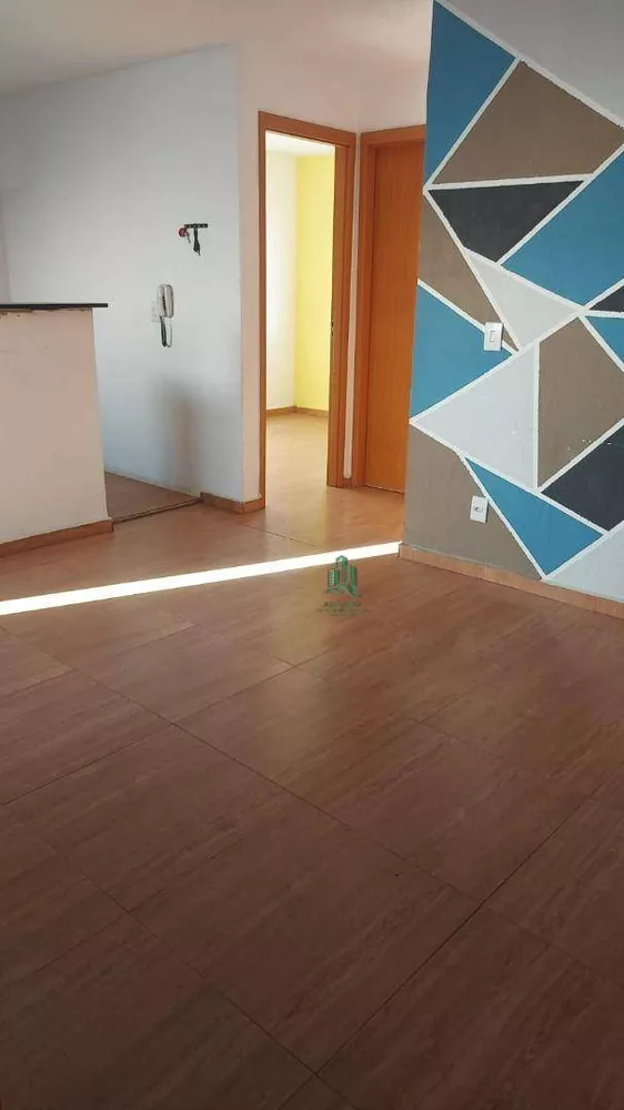 Apartamento à venda com 2 quartos, 45m² - Foto 1