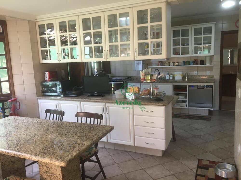 Sobrado à venda com 3 quartos, 500m² - Foto 3