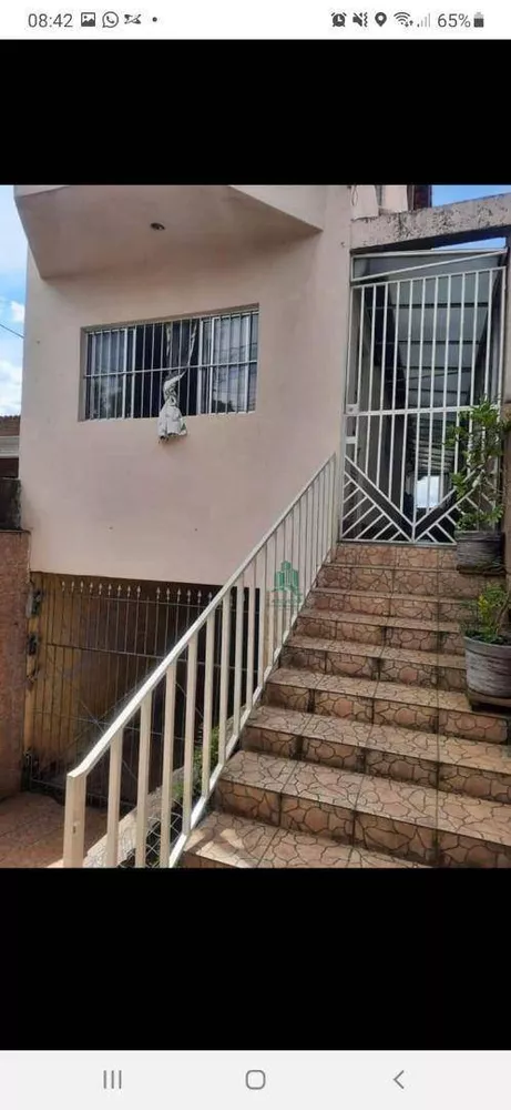 Sobrado à venda com 3 quartos, 200m² - Foto 3