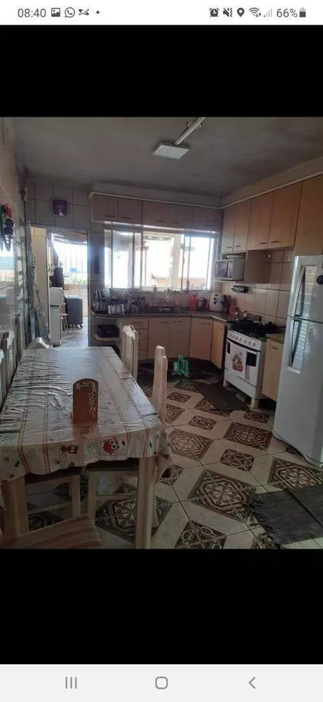 Sobrado à venda com 3 quartos, 200m² - Foto 6