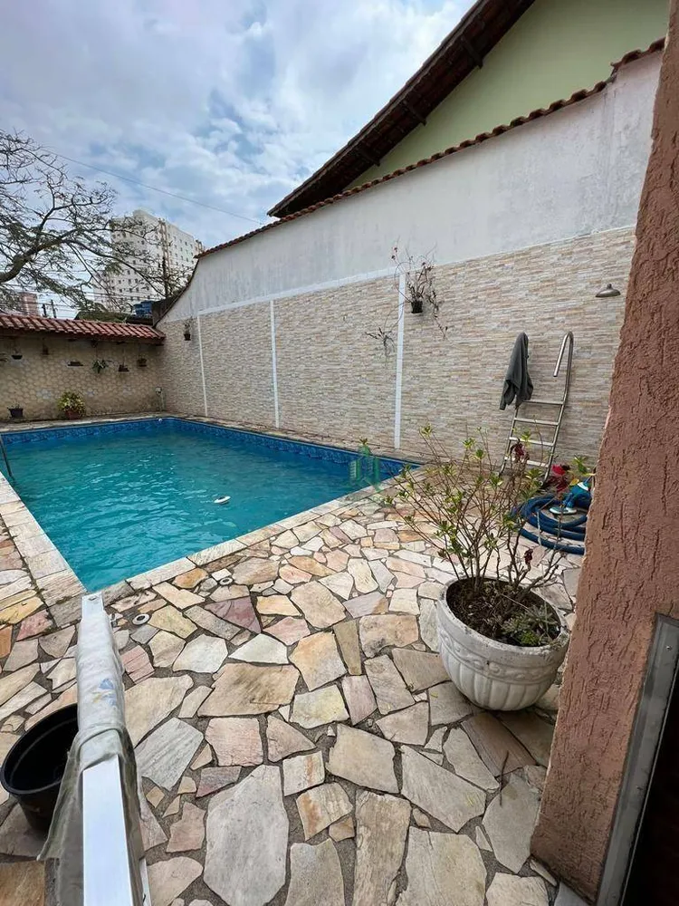 Casa, 3 quartos, 250 m² - Foto 8