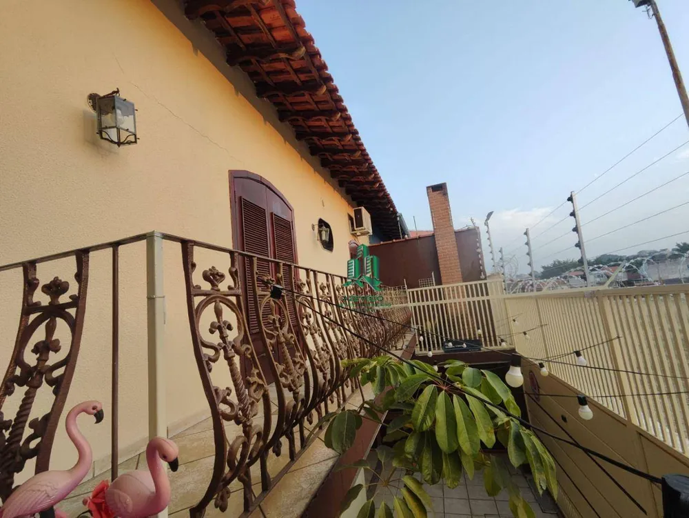 Casa, 3 quartos, 200 m² - Foto 13