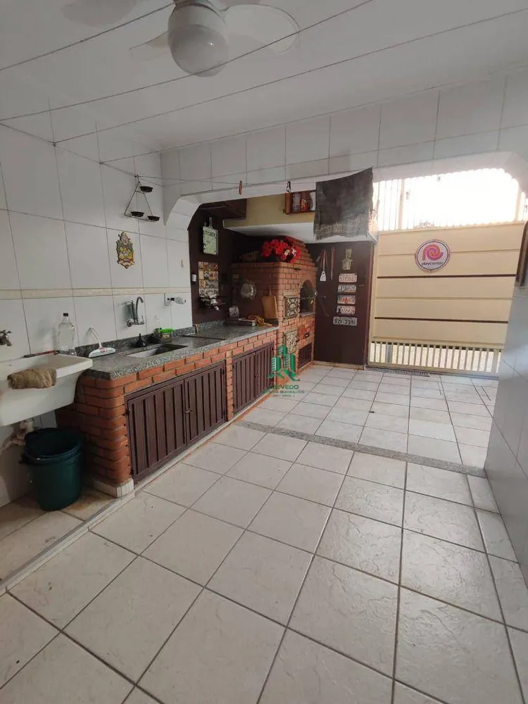 Casa, 3 quartos, 200 m² - Foto 9
