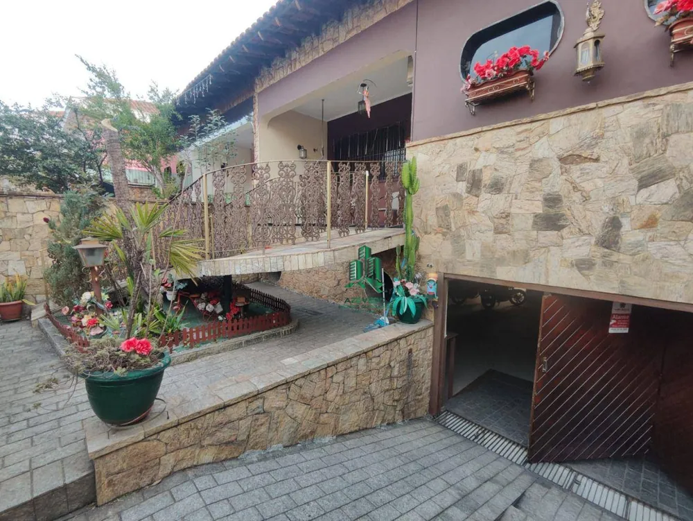 Casa, 3 quartos, 200 m² - Foto 1