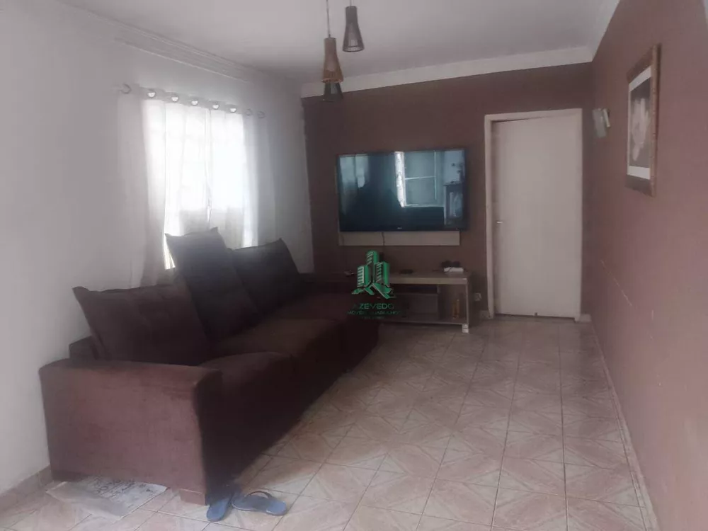 Sobrado à venda com 3 quartos, 200m² - Foto 3