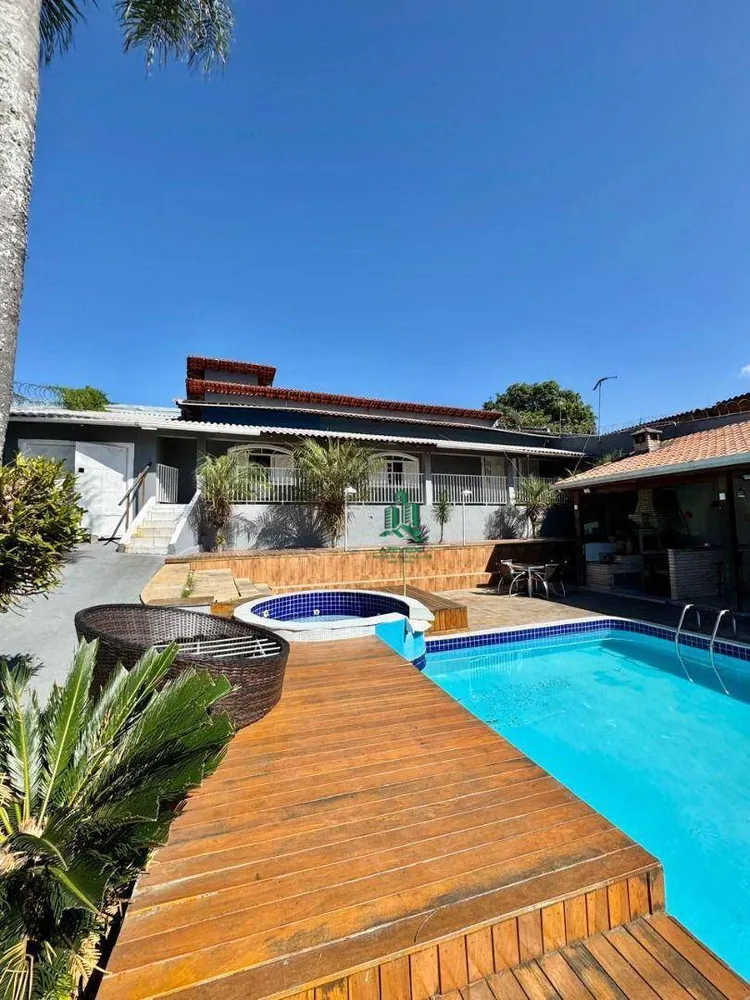 Casa, 4 quartos, 800 m² - Foto 1