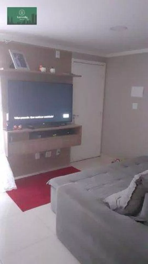 Apartamento à venda com 2 quartos, 45m² - Foto 2