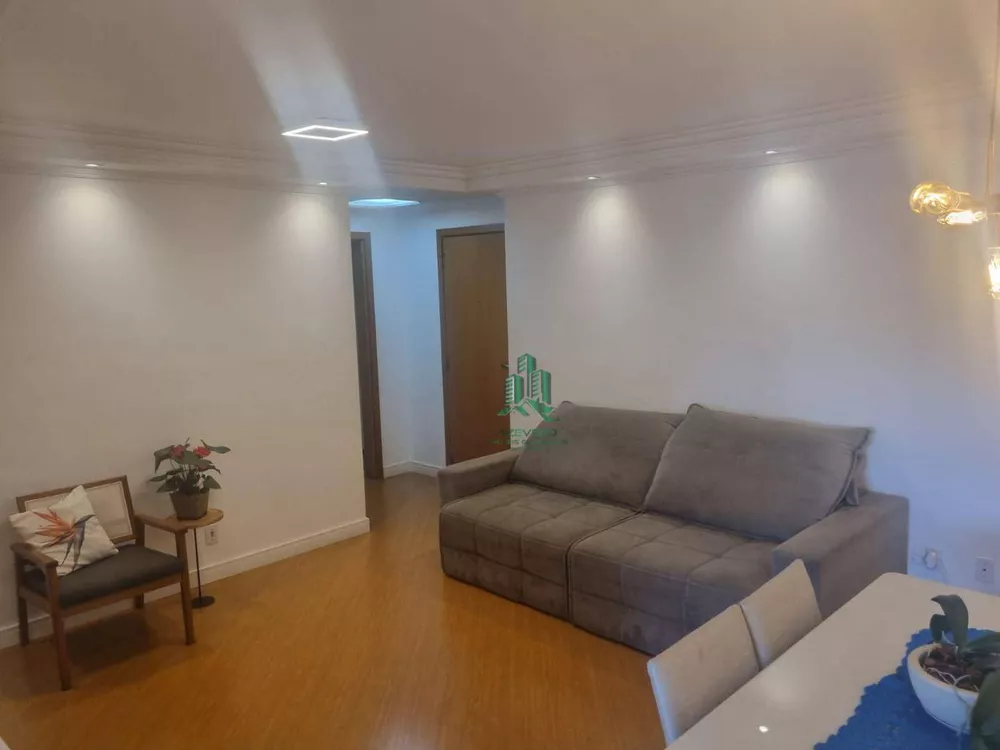 Apartamento à venda com 3 quartos, 76m² - Foto 2