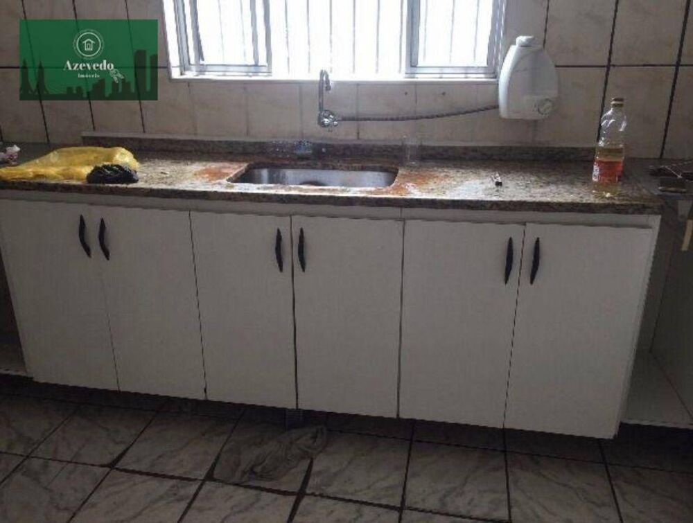 Sobrado à venda com 3 quartos, 194m² - Foto 4