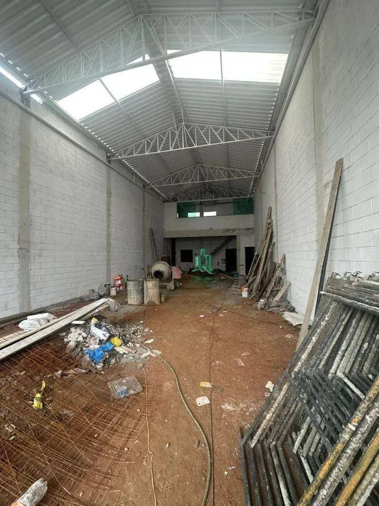 Depósito-Galpão, 220 m² - Foto 1