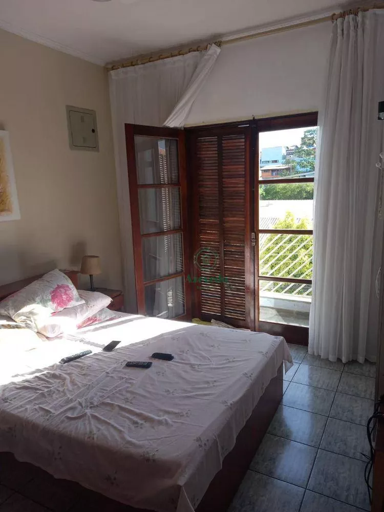 Sobrado, 3 quartos, 200 m² - Foto 5