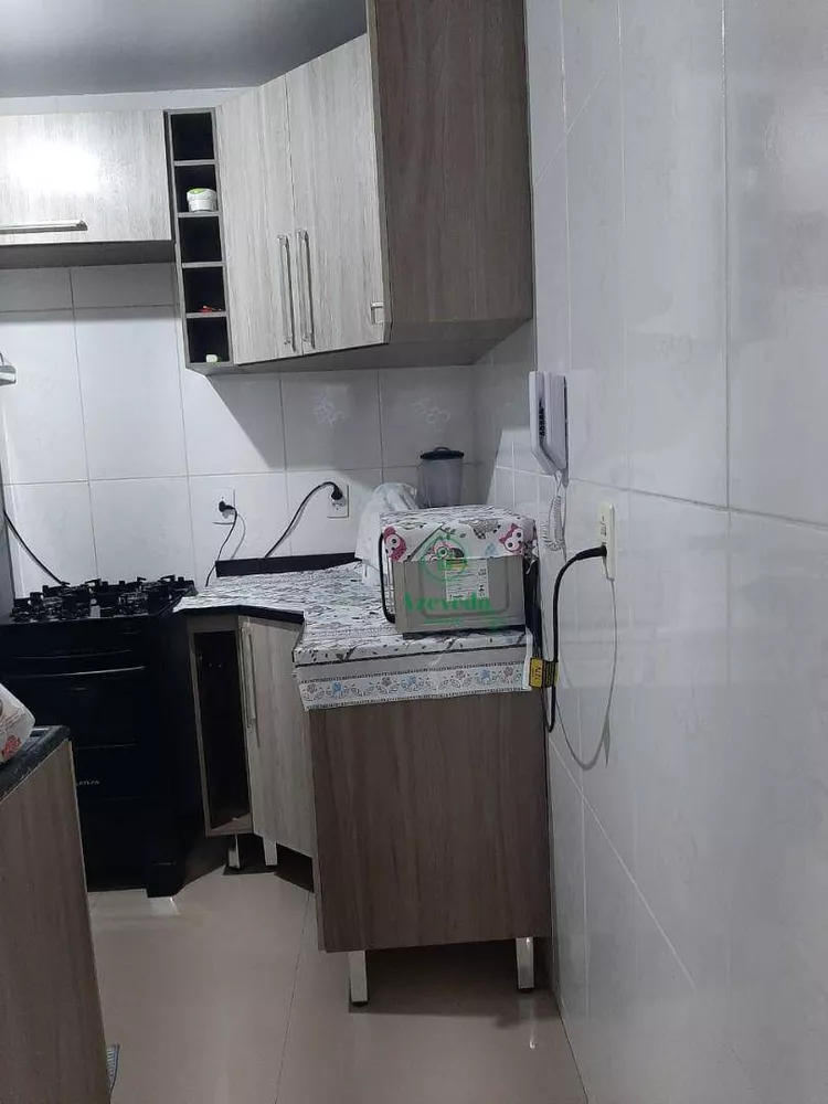 Apartamento à venda com 2 quartos, 42m² - Foto 2