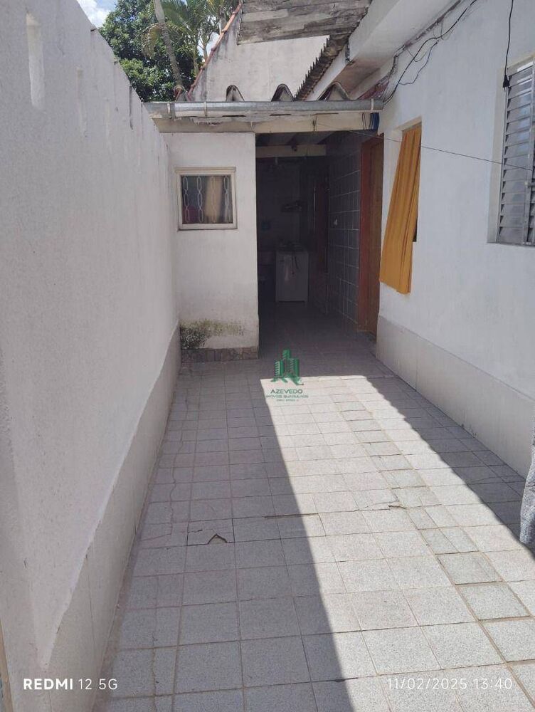 Casa, 4 quartos, 300 m² - Foto 1