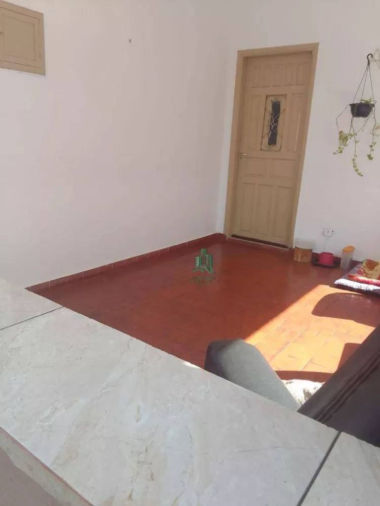 Casa à venda com 3 quartos, 250m² - Foto 3