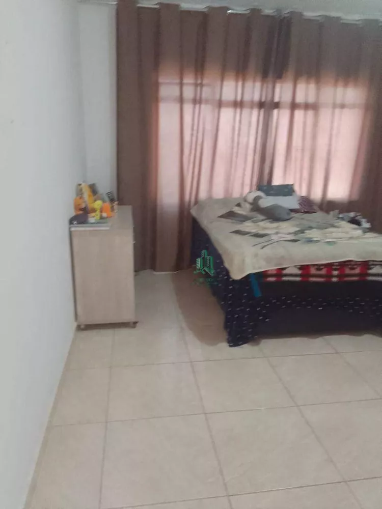 Casa à venda com 3 quartos, 250m² - Foto 11