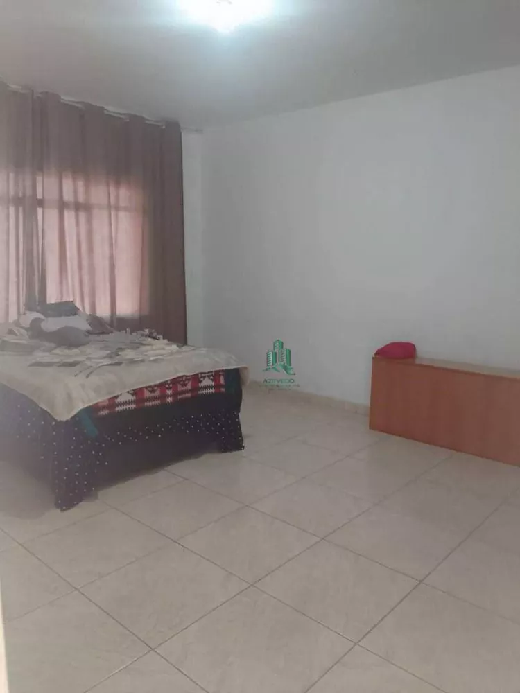 Casa à venda com 3 quartos, 250m² - Foto 10