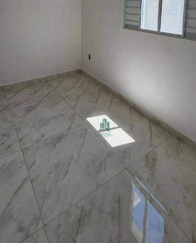 Casa à venda com 3 quartos, 125m² - Foto 2
