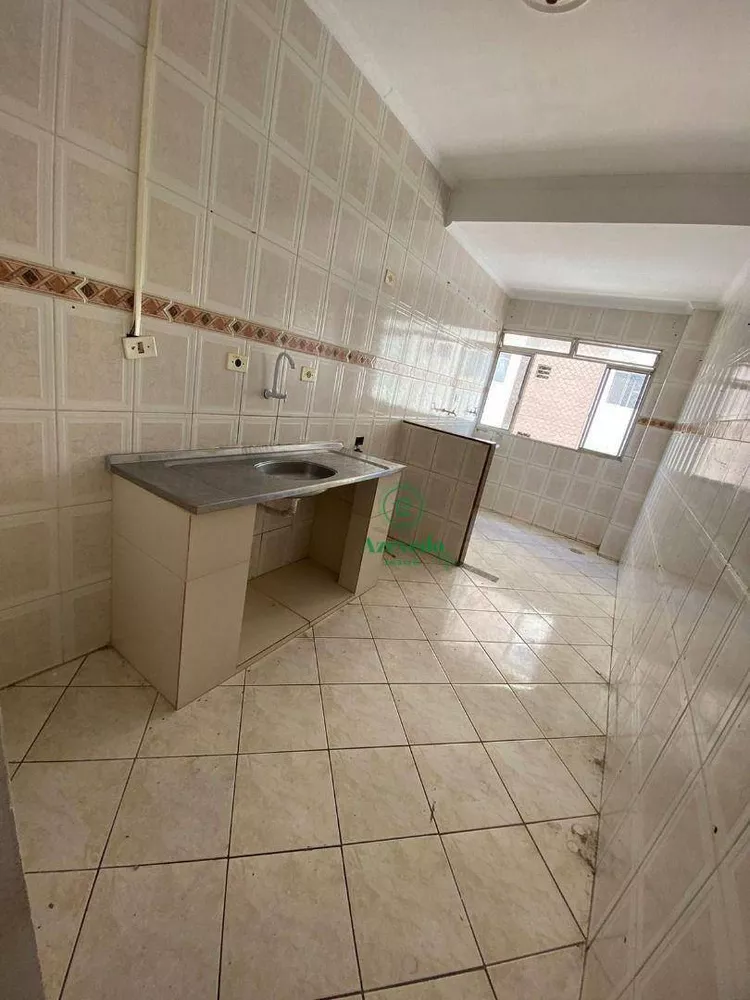 Apartamento à venda com 2 quartos, 64m² - Foto 2