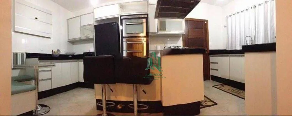 Casa, 3 quartos, 295 m² - Foto 4