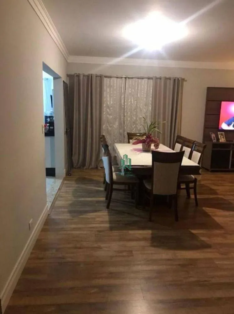Casa, 3 quartos, 295 m² - Foto 2