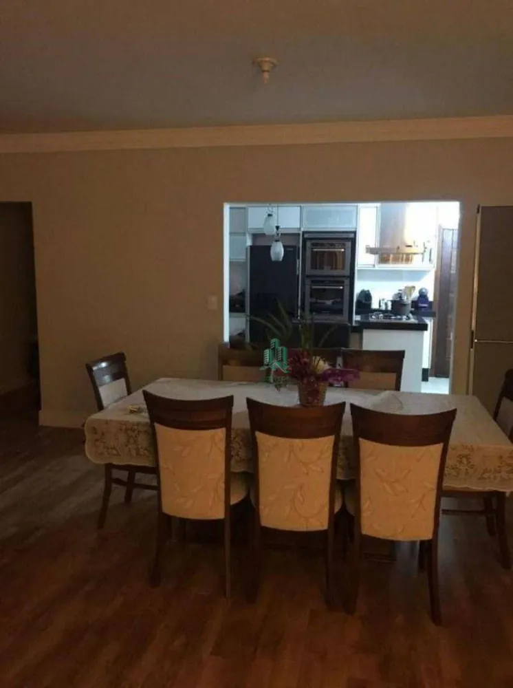 Casa, 3 quartos, 295 m² - Foto 3