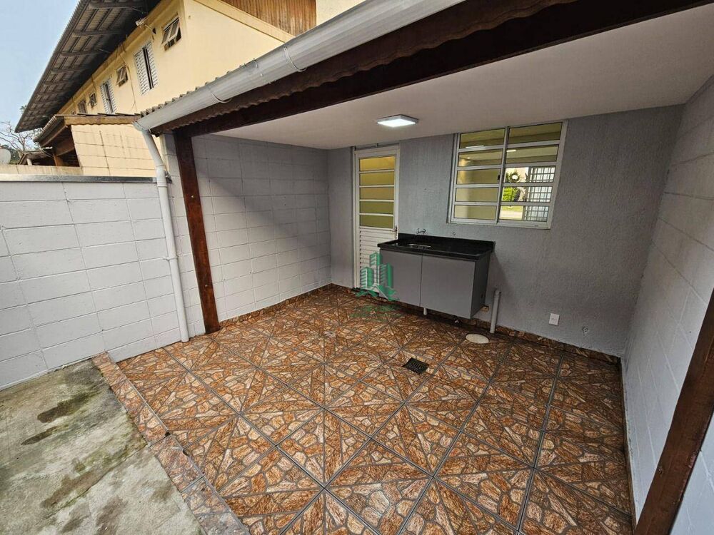 Casa à venda com 2 quartos, 56m² - Foto 8